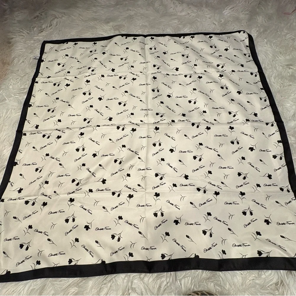 Elisabetta Franchi floral print elegant silky scarf square 35x35 in‼️LAST ONE